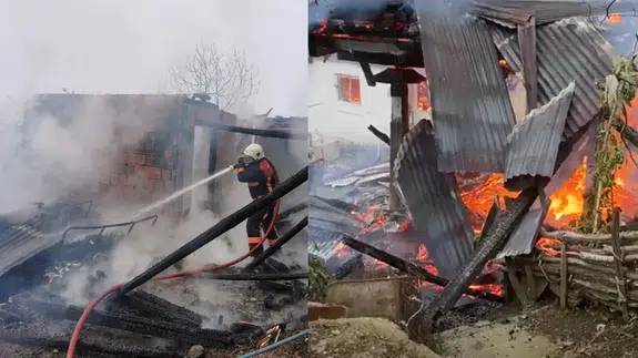 Artvin'de yangın: 4 ev küle döndü!