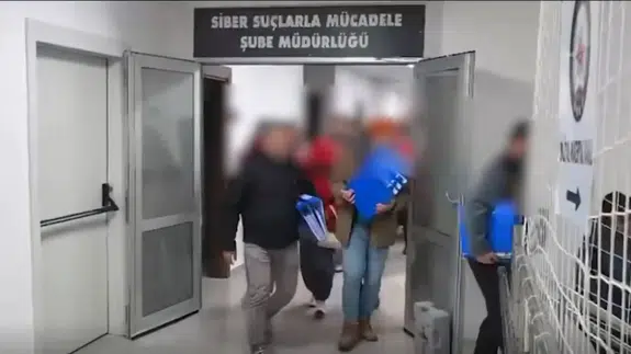 Bakan Yerlikaya duyurdu: 10 ilde yedek parça çetesine darbe! 25 tutuklama