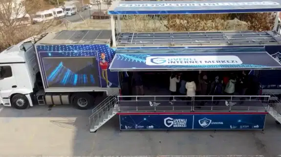 Güvenli İnternet abone sayısı 55 milyonu aştı! Bakan Uraloğlu güncel rakamları açıkladı