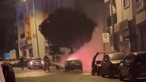 Çanakkale’de yanan araç patladı: Kepez’de korku dolu anlar