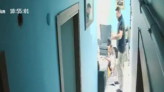 Yalova’da 14 aylık bebek komşu kavgasında yaralandı: Güvenlik kamerası görüntüleri ortaya çıktı