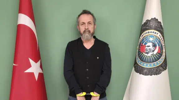 Casusluk suçundan Türkiye'ye getirilen Önder Sığırcıkoğlu tutuklandı