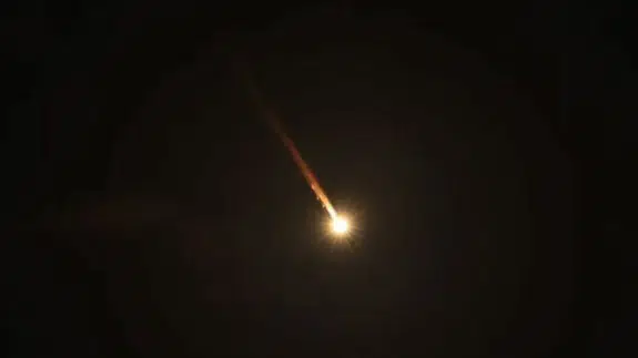 İran, Katar'daki Ras Laffan rafinerisine füze saldırısı düzenledi