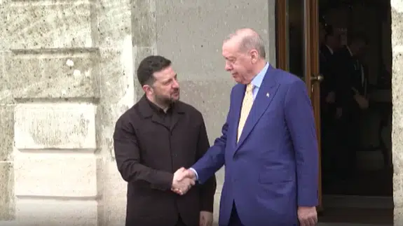 Cumhurbaşkanı Erdoğan, Ukrayna Devlet Başkanı Zelensky'i karşıladı
