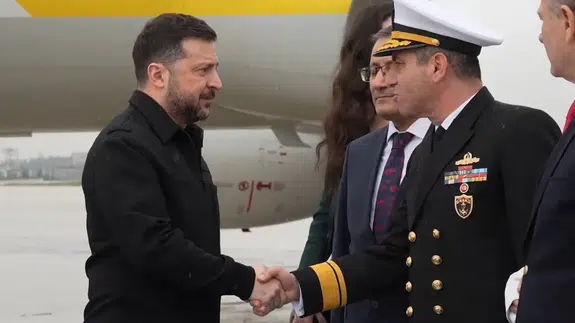 Zelensky, Cumhurbaşkanı Erdoğan ile görüşmek üzere İstanbul’a geldi