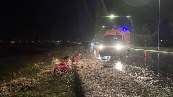 Erzincan'da kaza : Bisiklet sürücüsü hayatını kaybetti