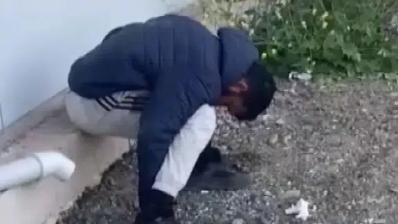 Hatay'da 'zombi' görüntüsü polisi harekete geçirdi : Zehir tacirleri suçüstü yakalandı