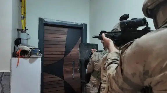 33 ilde FETÖ operasyonu: 69 gözaltı