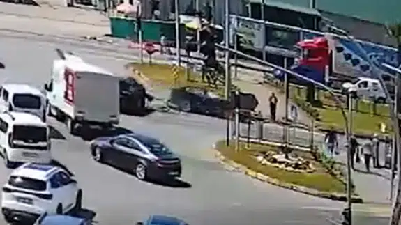 Giresun Liman Kavşağı'nda trafik kazası : 3 yaralı