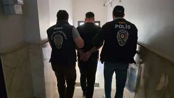 Eskişehir'de yasa dışı bahis operasyonu : 16 şüpheli gözaltında