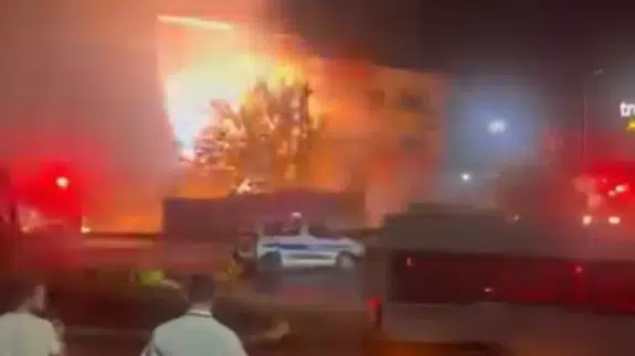 İstanbul Küçükçekmece'de trafoda patlama meydana geldi