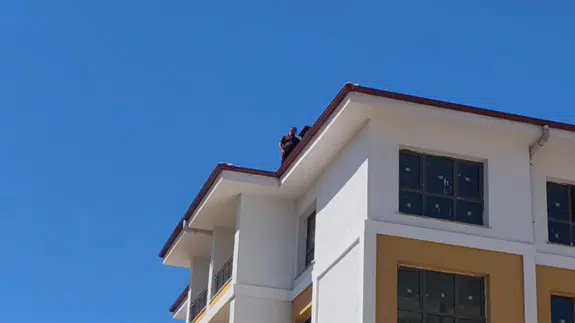 Maaşını alamadığını iddia eden işçi, intihar girişiminde bulundu