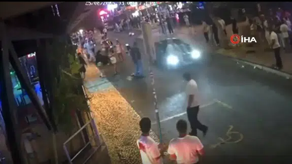 Portekiz’de alkollü sürücü dehşeti : Yayaların arasına daldı, 12 kişi yaralandı