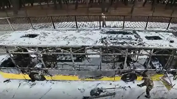 Bakırköy'de İETT otobüsü alev alev