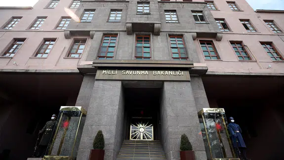 Milli Savunma Bakanlığı sözleşmeli erbaş ve er alımı yapacak!
