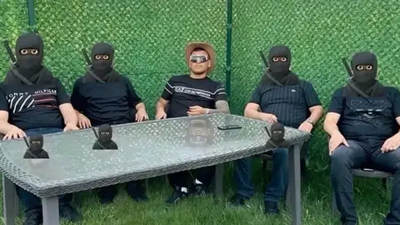 Daltonlar ve Bayğaralar’a darbe : Yunanistan’da 25 hayalet silah ele geçirildi