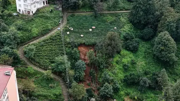 Burada sabırla hasat ediyorlar