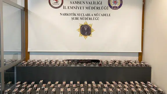 Samsun’da uyuşturucu operasyonu : 13 bin 48 hap ele geçirildi