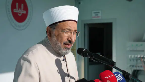 Bakan Arpaguş, Düzgün-Erzurum Kur'an Eğitim Merkezi açılış törenine katıldı