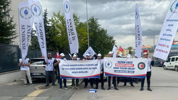 Oltan ve Köleoğlu İşçileri Bekleyişte: YHK Kararının Tebliğinin Üzerinden 22 Gün Geçti