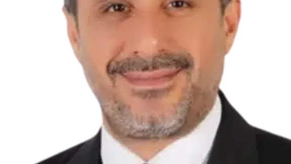 İrfan Çelikaslan kimdir ve siyasi kariyeri nasıldır?