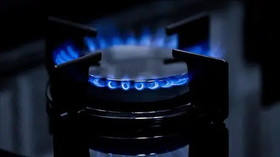 Spot doğal gaz piyasasında fiyat ve işlem hacmi nedir?