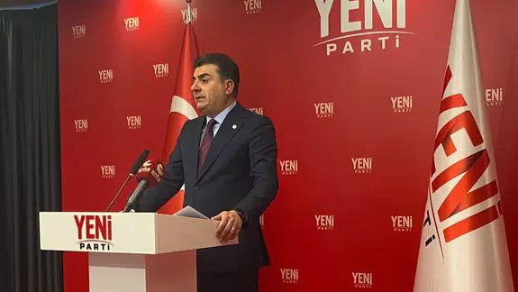 YENİ Parti Sözcüsü Zeynel Emre kimdir, kaç yaşında, nereli ve evli mi? İşte hayatı ve kariyeri