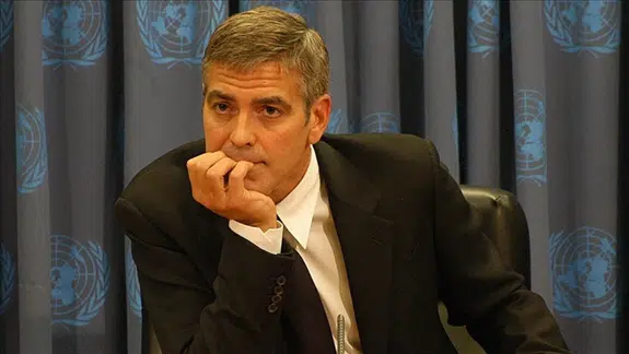 George Clooney'nin yönetmenlikten uzaklaşma kararının ardındaki sebep nedir?