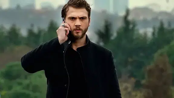 Aras Bulut İynemli kimdir, kaç yaşında ve neden gündemde? Rol aldığı diziler ve filmler neler?