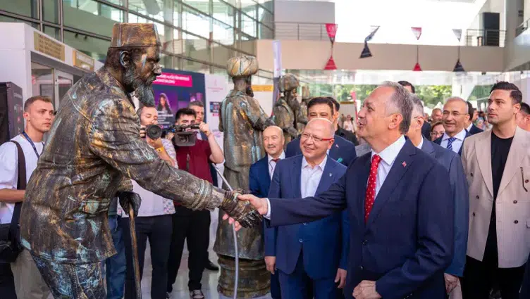 Bursa’da sanat rüzgarı başladı! Türkiye Kültür Yolu Festivali kapılarını açtı!
