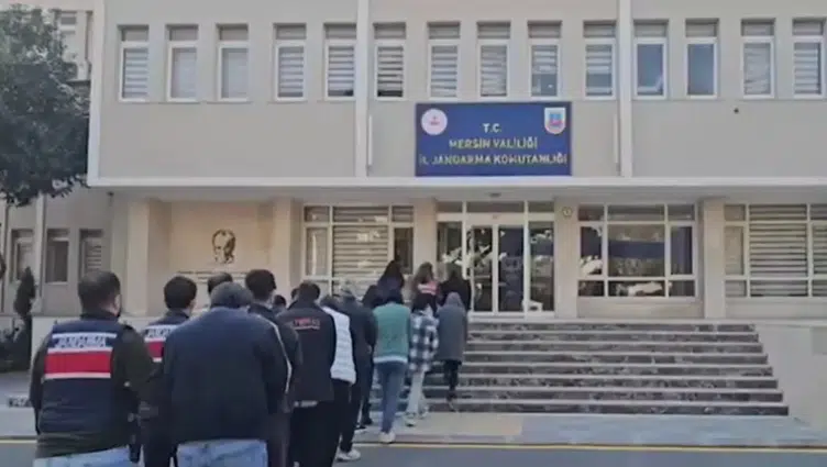 Mersin'de yasa dışı bahis operasyonu : 12 şüpheli tutuklandı