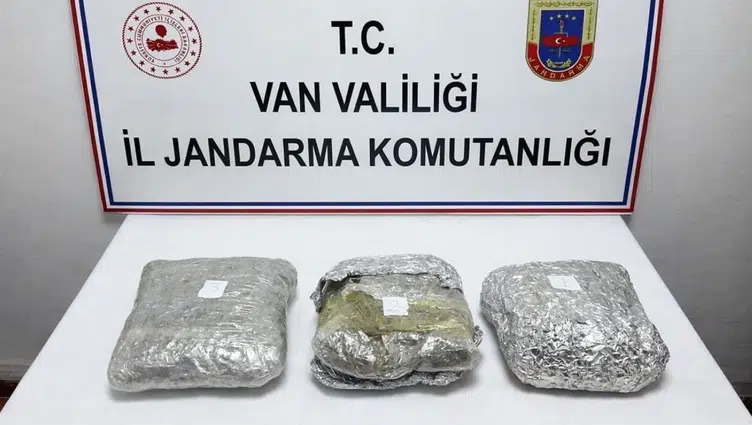 Van’da uyuşturucu operasyonu: 4,6 kilogram skunk ele geçirildi