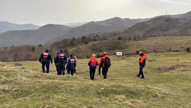 75 yaşındaki kişinin cesedi dere yatağında bulundu