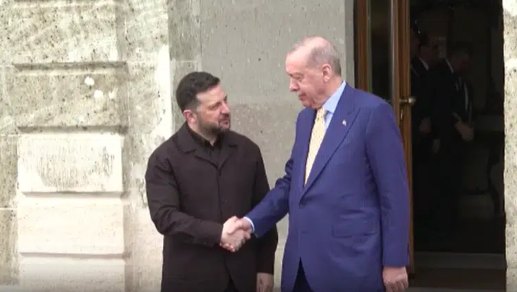 Cumhurbaşkanı Erdoğan, Ukrayna Devlet Başkanı Zelensky'i karşıladı