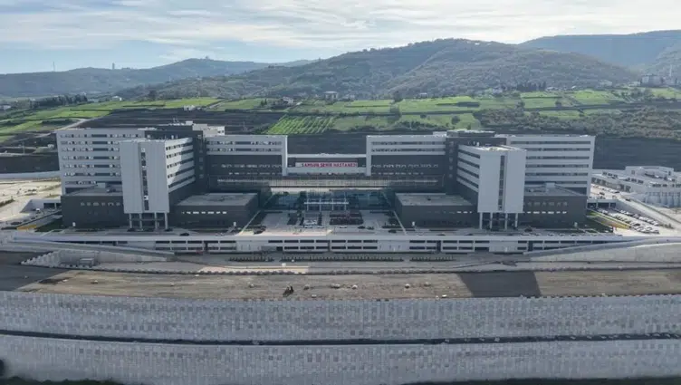 Samsun Eğitim ve Araştırma Hastanesi taşındı : Tüm birimler Şehir Hastanesi'nde