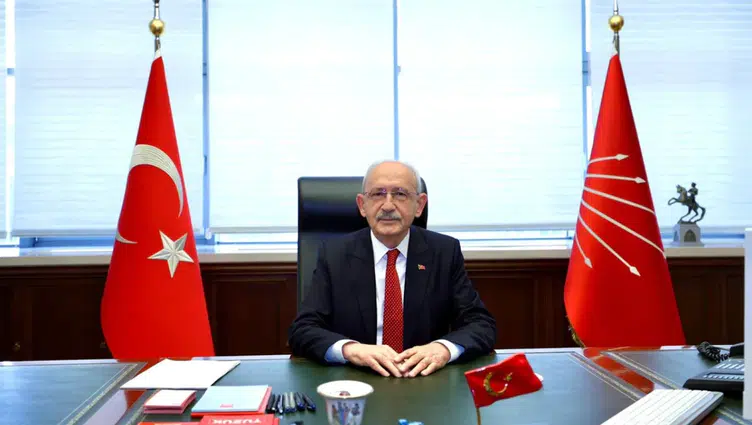 Kılıçdaroğlu genel merkezde