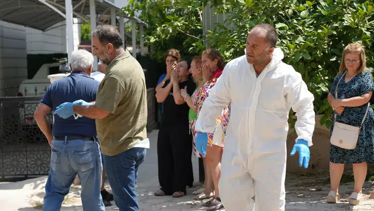 Antalya'da yalnız yaşayan adam evinde ölü bulundu