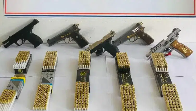 Kırıkkale'de düğünde silahla havaya ateş açan 3 şüpheli gözaltına alındı