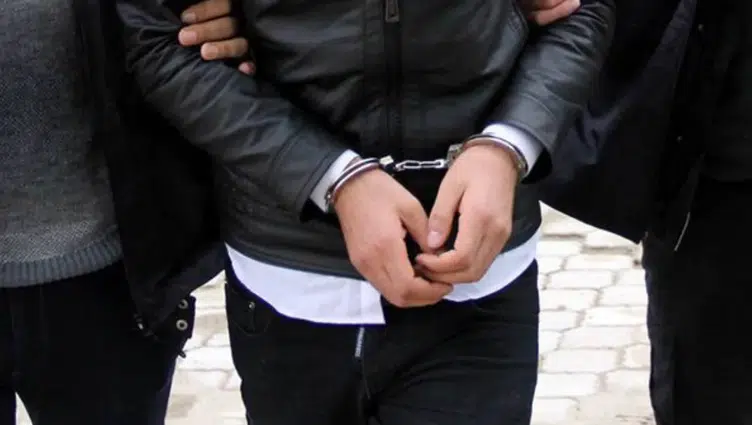 Ankara'da otomobil hırsızlığı : 4 şüpheli suçüstü yakalandı