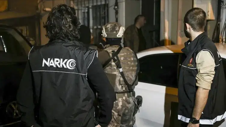 Konya’da uyuşturucu operasyonu : 5 gözaltı