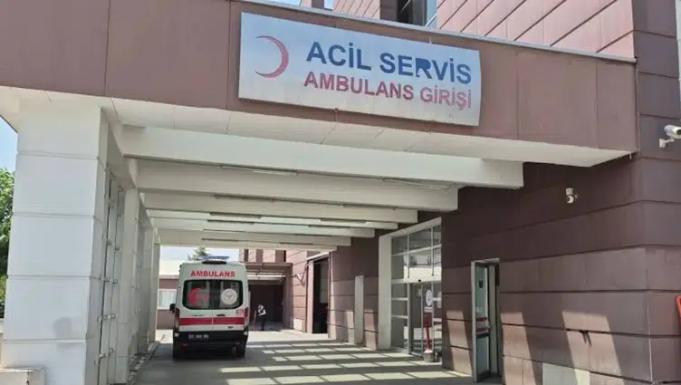 Bilecik'te iş kazası ! Seyir halindeki traktörden düşen işçi yaralandı