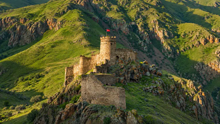 Şeytan Kalesi’nin adı nereden geliyor? Ardahan’daki gizem