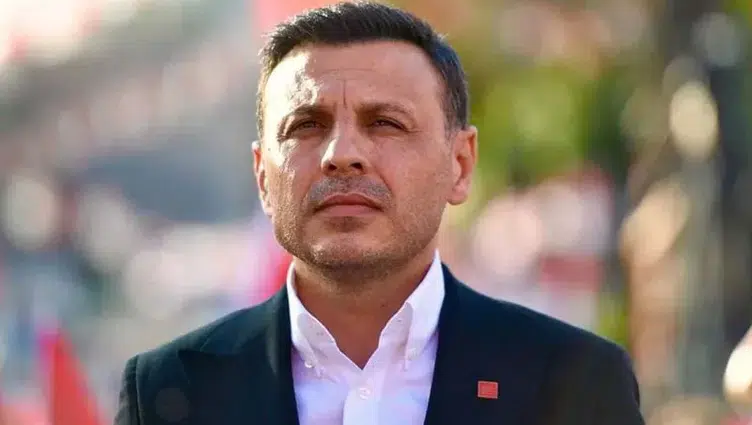 CHP İstanbul İl Başkanı Özgür Çelik Tek Adaylı Ön Seçimde Güven Tazeledi