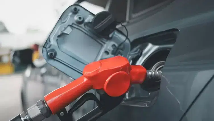 Akaryakıt Fiyatlarında Değişim Olacak Mı? Mazota İndirim ve Benzine Zam Beklentisi Nedir?