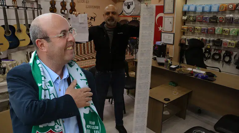 Kırşehirli esnaftan CHP'li belediyeye tepki: Yanlışlarınızı eleştirdiğim için mi bana icra yolladınız?