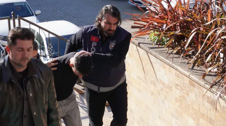 Bilecik'te bıçaklı saldırı: Yakın arkadaşını bıçakladı!