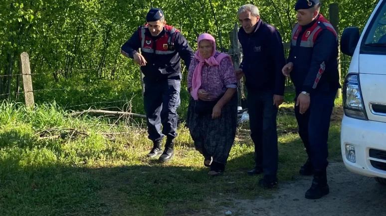 Kocaali’de kaybolan yaşlı kadın 3 kilometre ötede ortaya çıktı
