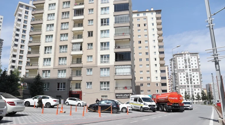 Kayseri'de yangın paniği: Apartman dairesinden alevler yükseldi