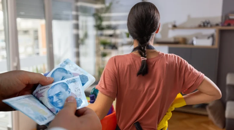 Ev kadınları için emeklilikte devlet desteği: Yeni düzenleme yolda!