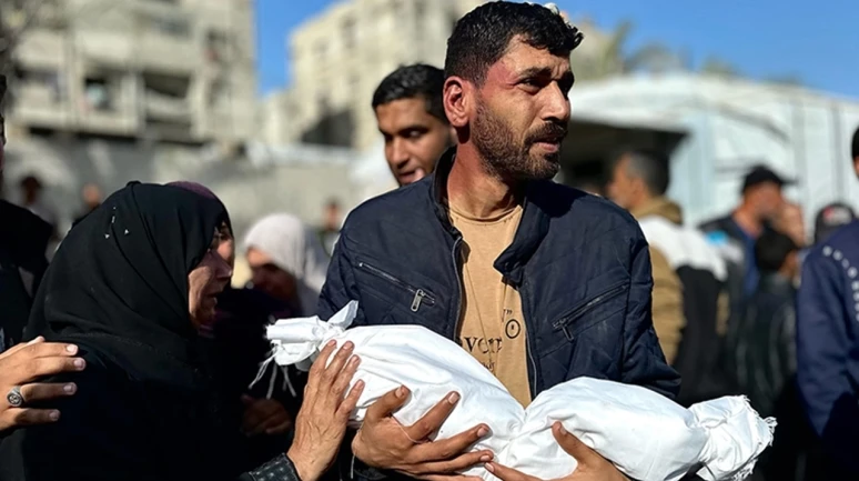 Gazze'de yürek yakan saldırı: İsrail bombardımanında biri bebek 4 kişi hayatını kaybetti